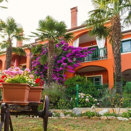 Apartments Mirjana Novigrad Istria المظهر الخارجي الصورة
